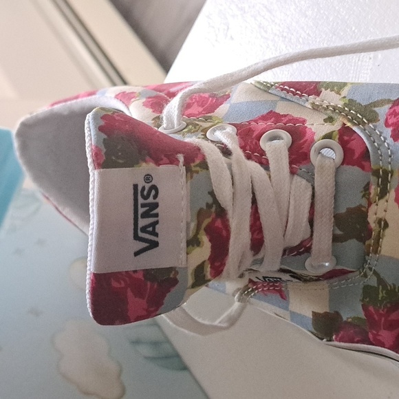 VANS checkerboard roses floral lace up Canvas Low Skate sneakers coastal 7.5 - Picture 8 of 10